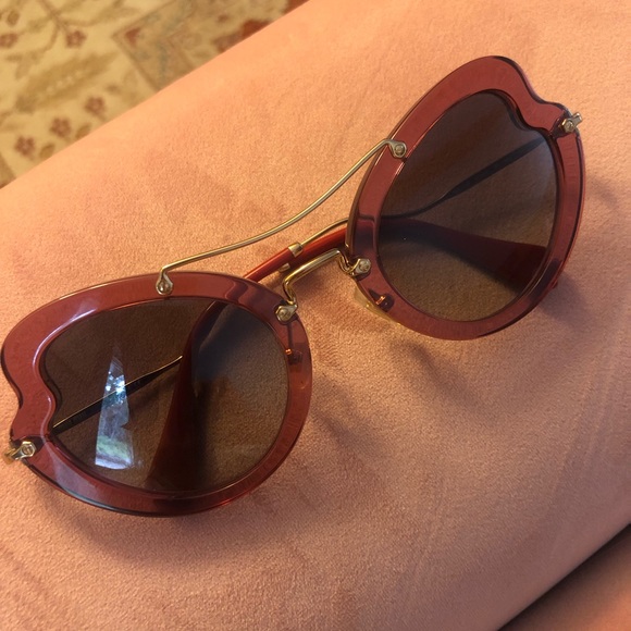 Miu Miu Scenique butterfly glasses